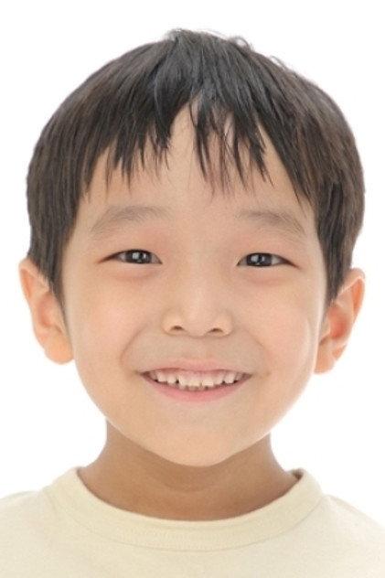 Sora Shiota - Actor Profile Photo