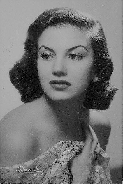 Ana Luisa Peluffo - Actor Profile Photo