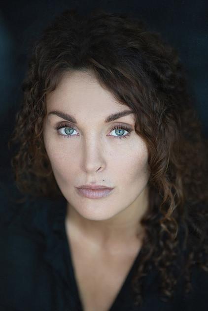 Laura Presgurvic - Actor Profile Photo