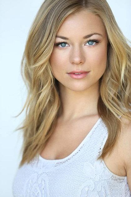 Nikki Leigh - Actor Profile Photo