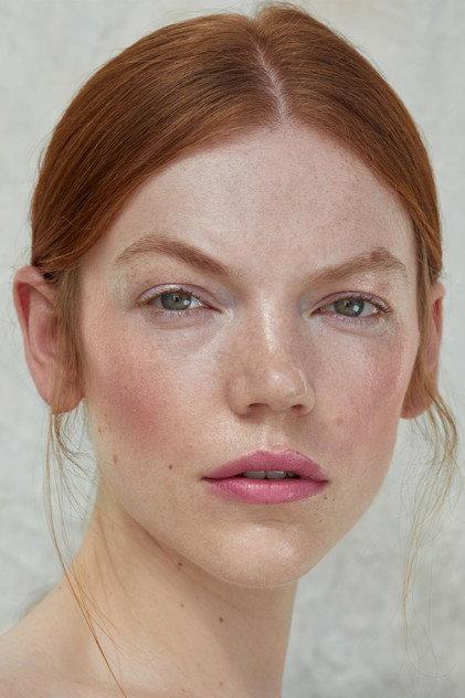 Agnes Artych - Actor Profile Photo