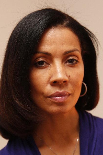 Angela Leslie - Actor Profile Photo
