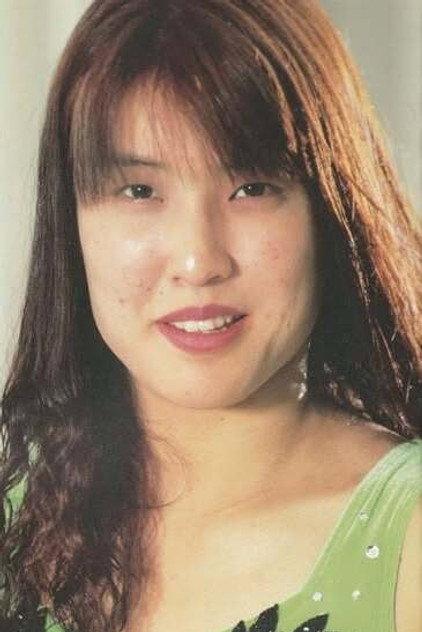 Mika Suzuki - Actor Profile Photo