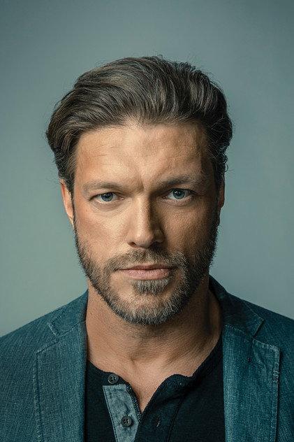 Adam Copeland - Actor Profile Photo