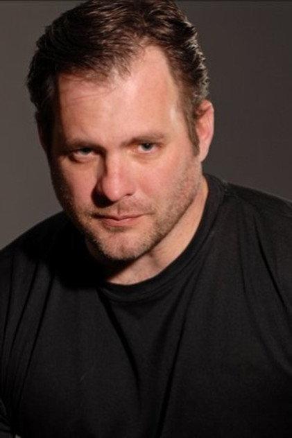 Tom Lowell - Actor Profile Photo