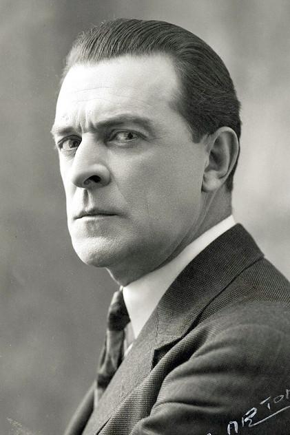 René Navarre - Actor Profile Photo