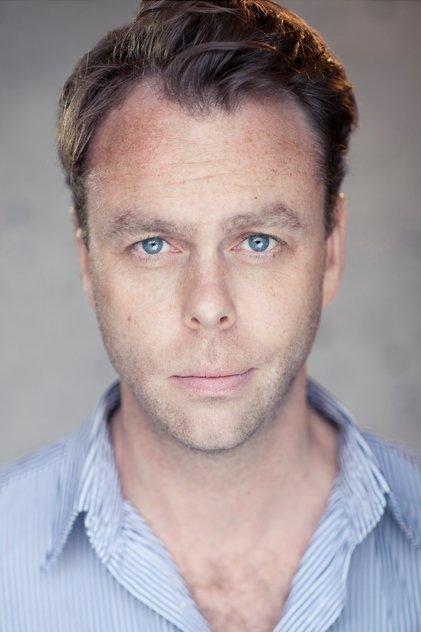 Bruce Mackinnon - Actor Profile Photo