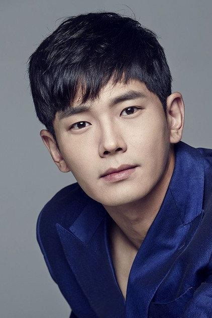 On Ju-wan - Actor Profile Photo