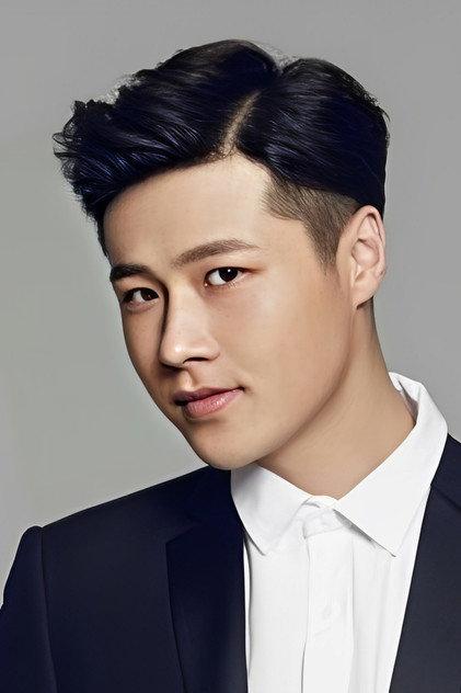 冯阳 - Actor Profile Photo