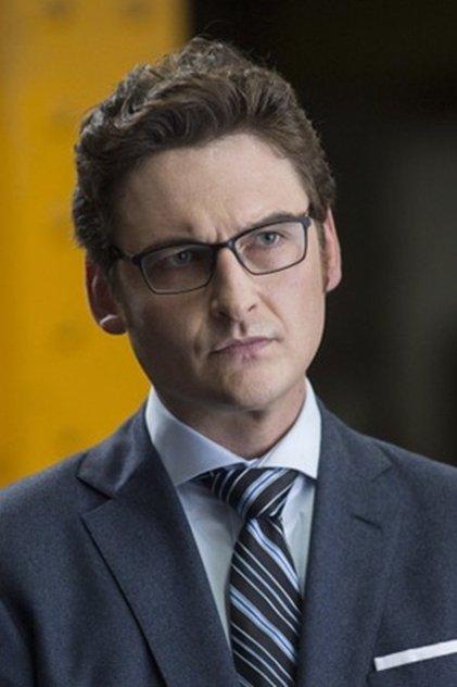 Toby Leonard Moore - Actor Profile Photo