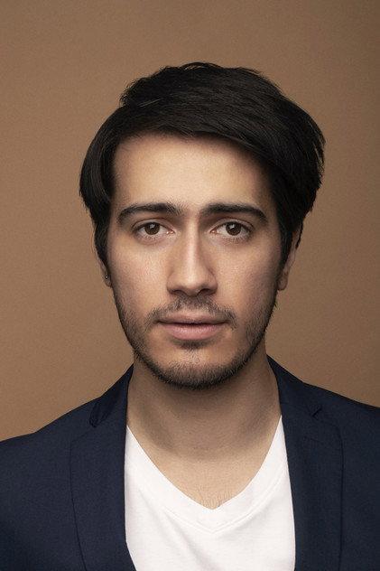 Dario Ladani Sanchez - Actor Profile Photo