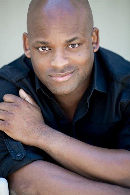 Doron Bell - Actor Profile Photo