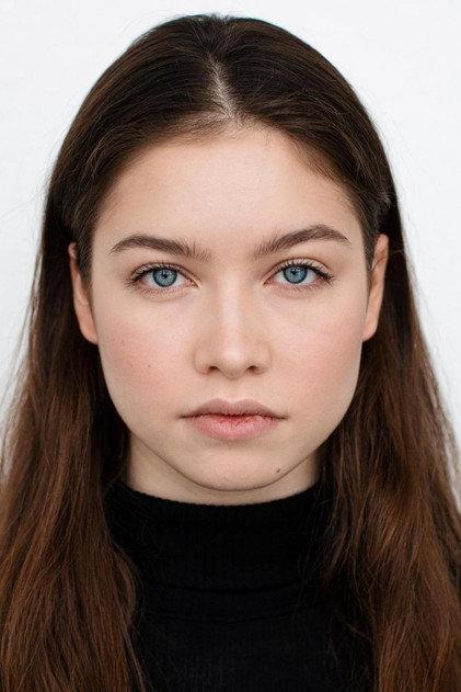 Viktoria Serikova - Actor Profile Photo