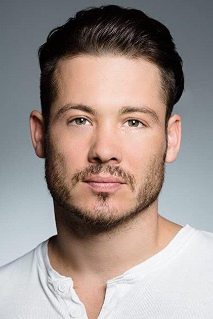Mike Erwin - Actor Profile Photo