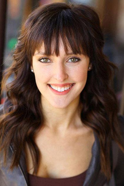 Danielle Bessler - Actor Profile Photo