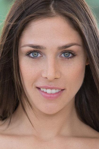Anna Morna - Actor Profile Photo