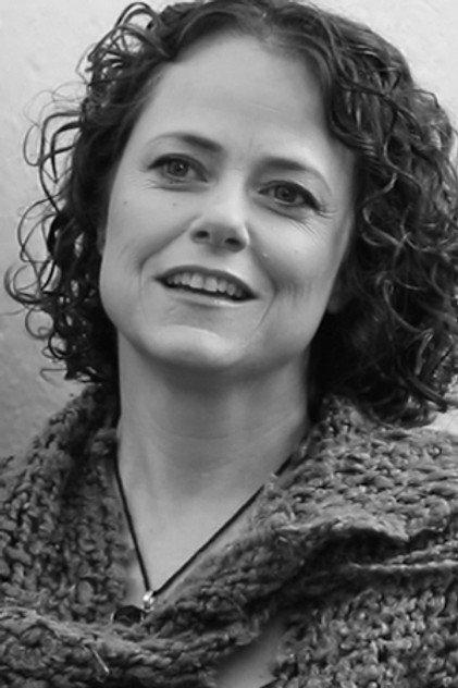 Gabriela Retes - Actor Profile Photo