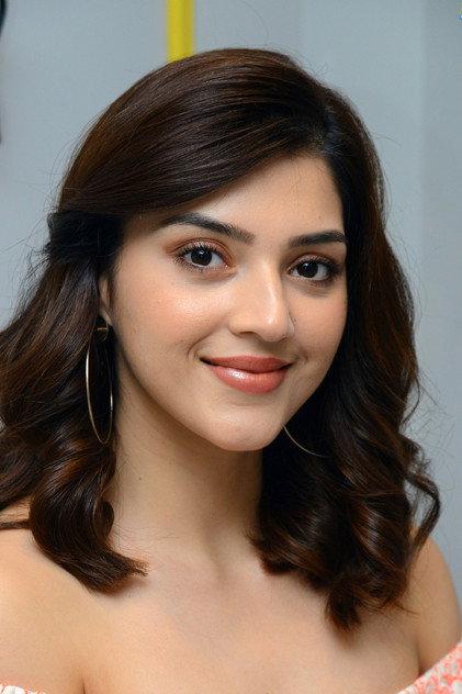 Mehreen Pirzada - Actor Profile Photo