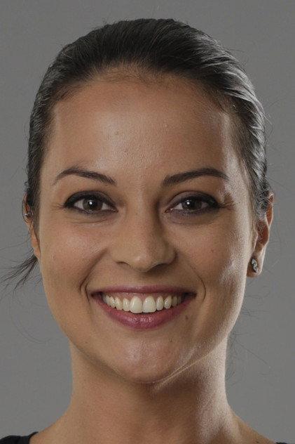 Ayçin Tuyun - Actor Profile Photo