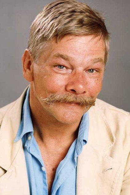 Matthew Cowles - Actor Profile Photo