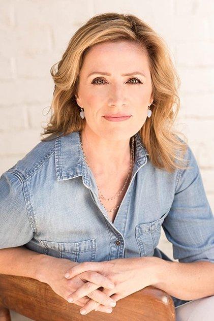 Kirsten Nelson - Actor Profile Photo