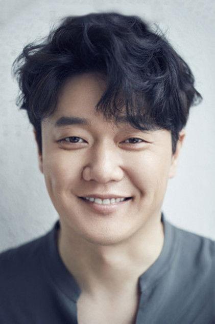 Xiao Yang - Actor Profile Photo