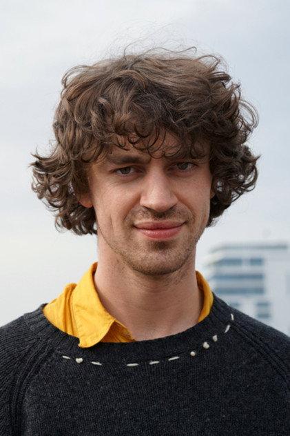 Cosmo Sheldrake - Actor Profile Photo