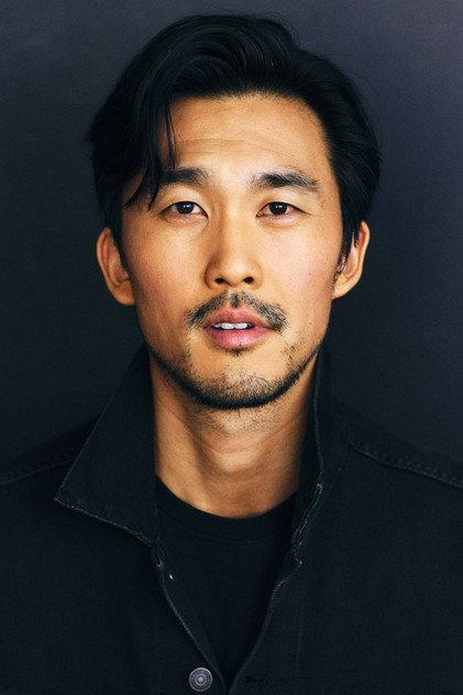Ryan Youngwoong Kim - Actor Profile Photo