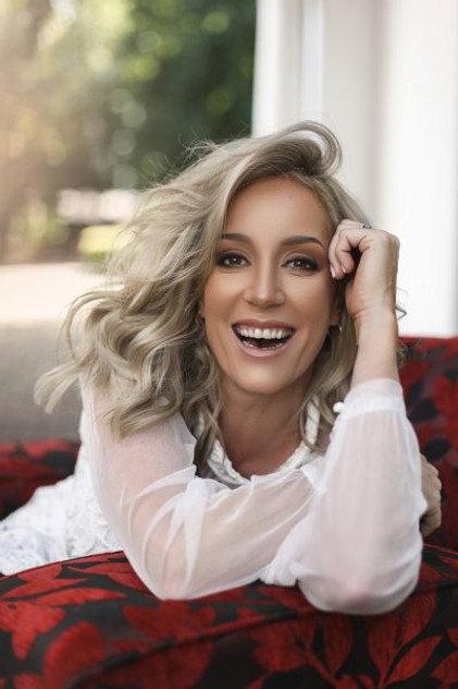 Christel van den Bergh - Actor Profile Photo