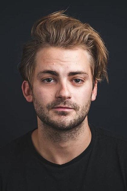 Colin Friend - Actor Profile Photo