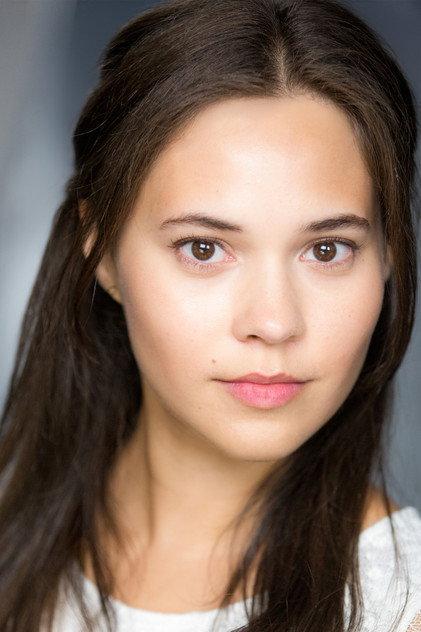 Emma Fischer - Actor Profile Photo
