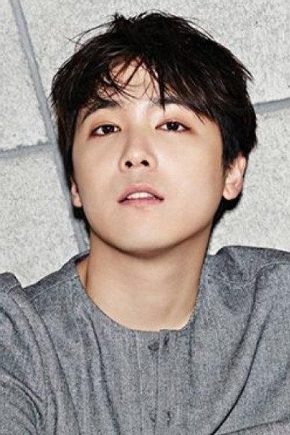 Lee Hong-gi - Actor Profile Photo