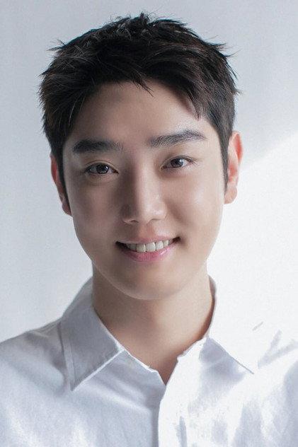 Yoo Tae-joo - Actor Profile Photo
