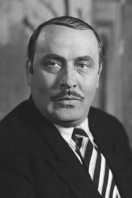 Veikko Linna - Actor Profile Photo