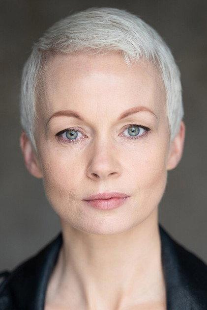 Carolyn Bracken - Actor Profile Photo