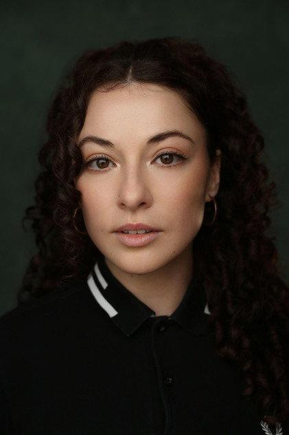 Christie Russell-Brown - Actor Profile Photo