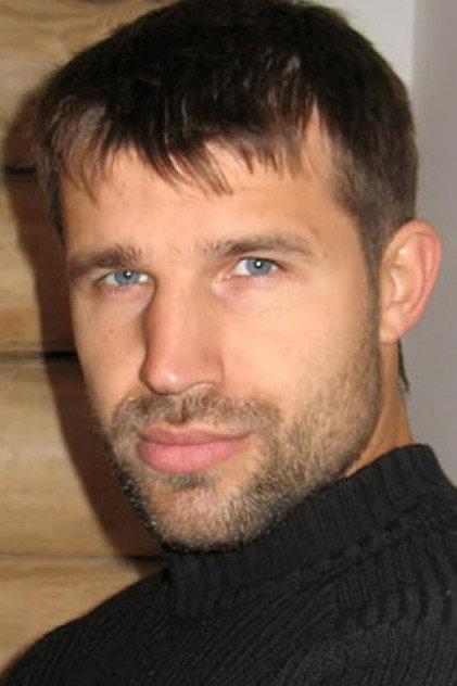 Timur Efremenkov - Actor Profile Photo