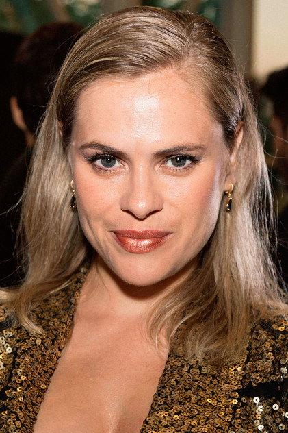 Eliana Albasetti - Actor Profile Photo