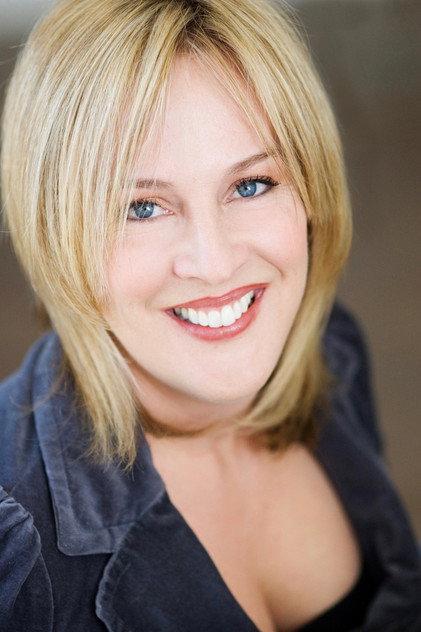 Melanie Hutsell - Actor Profile Photo