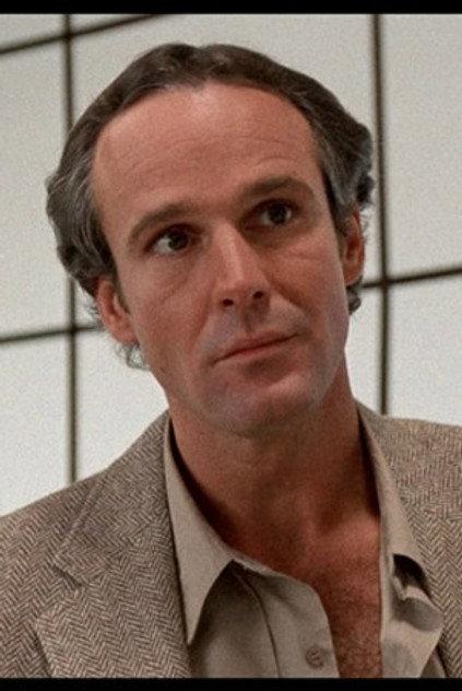 Ian Hunter - Actor Profile Photo
