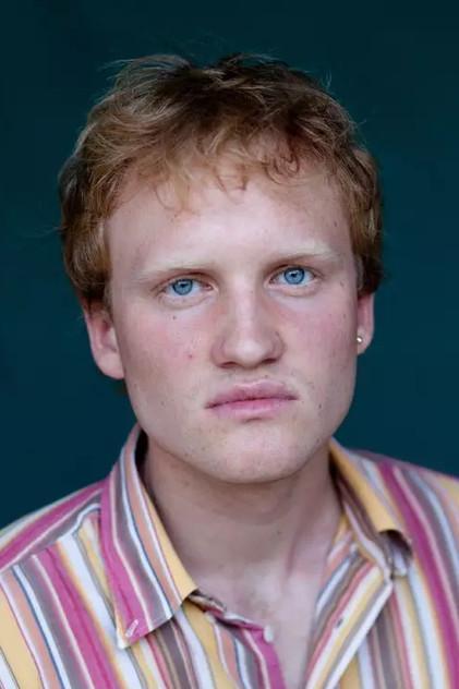 Sammy Scheuritzel - Actor Profile Photo