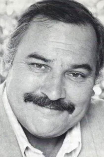Robert Ruth - Actor Profile Photo