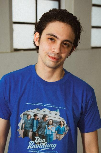 Theo Supple - Actor Profile Photo