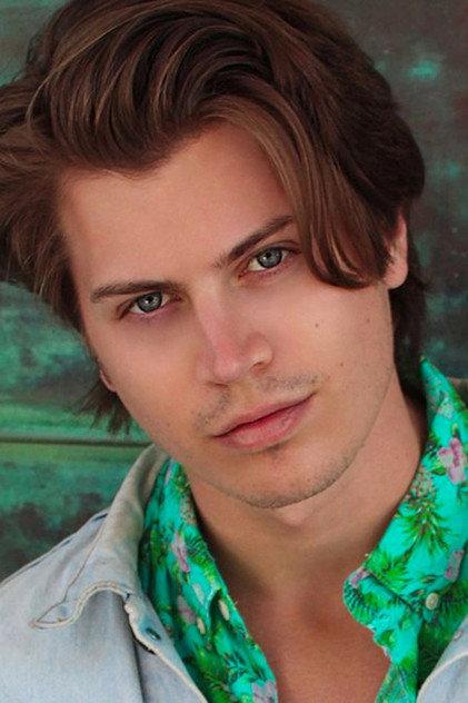 Tanner Stine - Actor Profile Photo