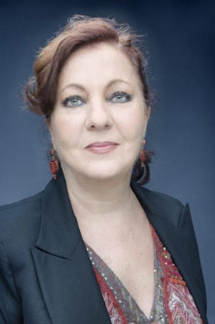 Carmen Linares - Actor Profile Photo