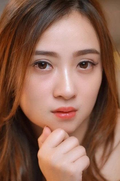 Meisita Lomania - Actor Profile Photo