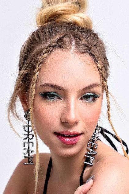 Fernanda Schneider - Actor Profile Photo