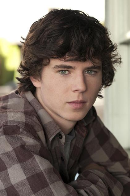 Charlie McDermott - Actor Profile Photo