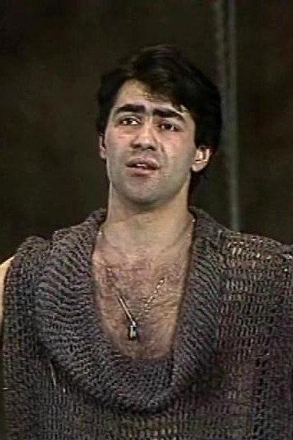 Araik Manukyan - Actor Profile Photo