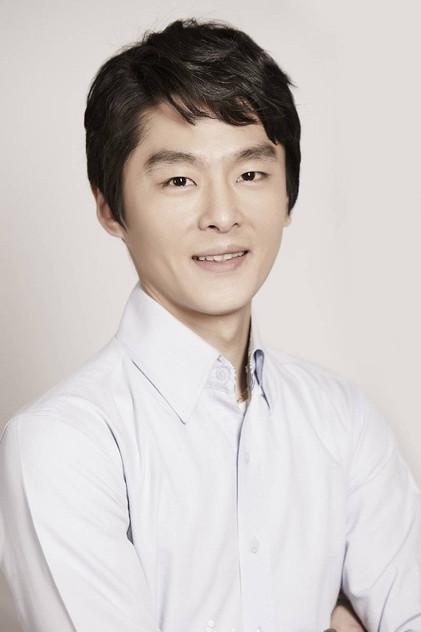 Lee Ho Yeol - Actor Profile Photo